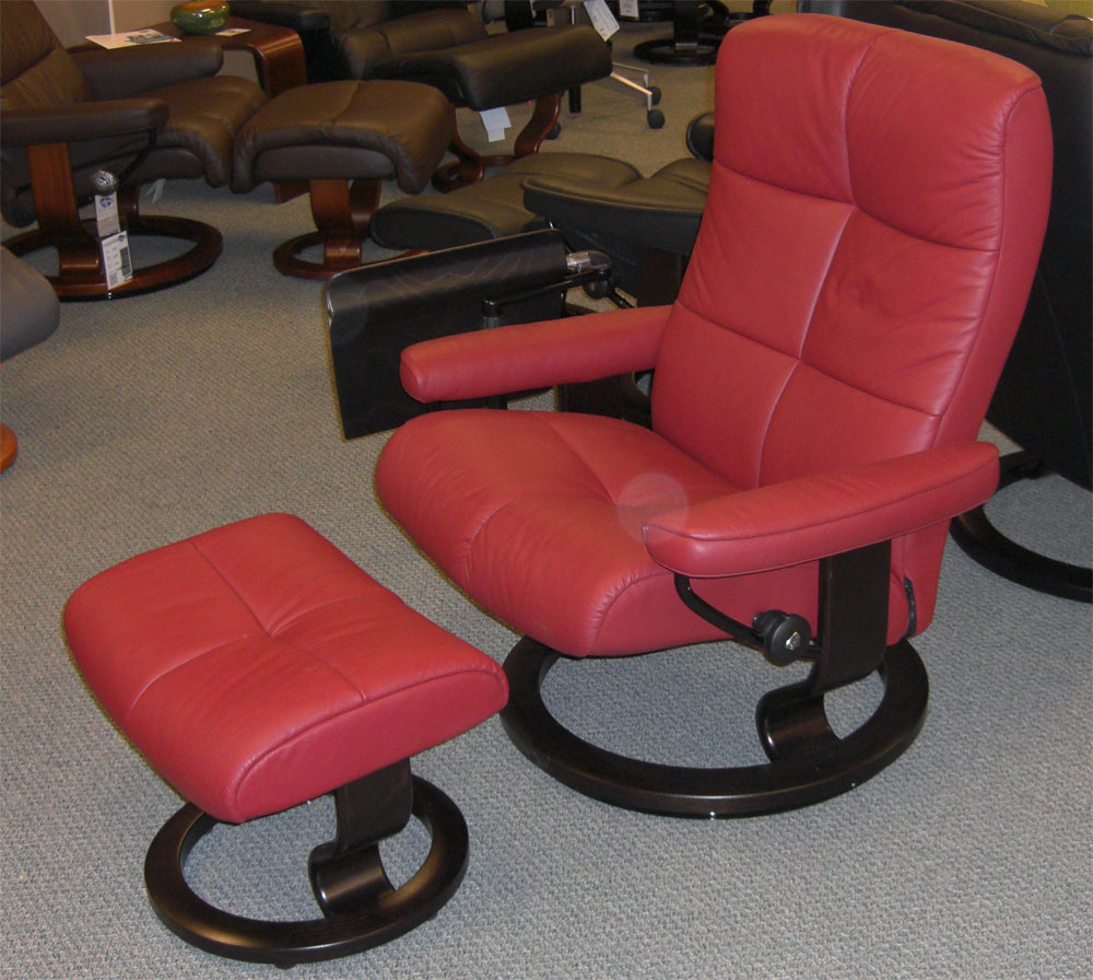 Stressless Oxford Large Burgundy Batick Leather Recliner Chair and Ottoman