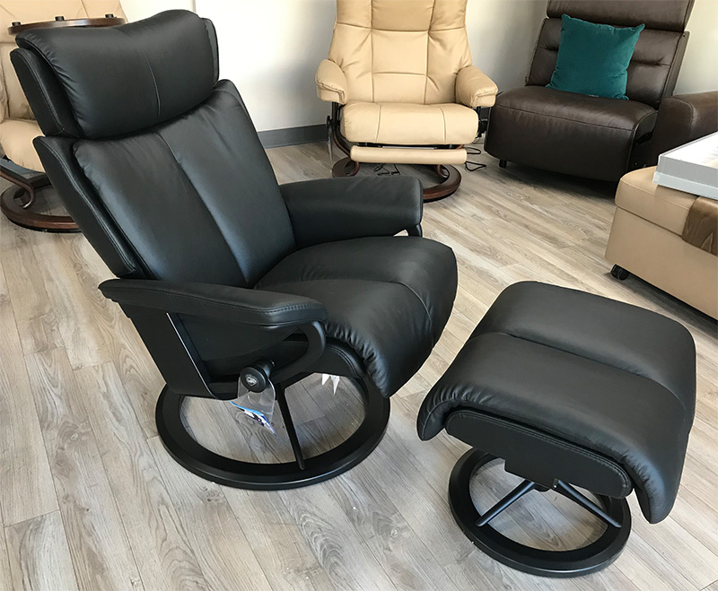 Stressless Signature Steel Ekornes base and Chairs for Wood Recliner and