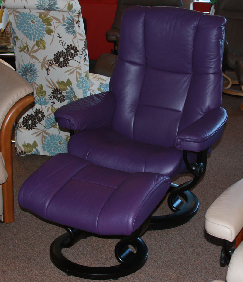 Stressless Chelsea Lilac Leather Recliner Chair and Ottoman by Ekornes