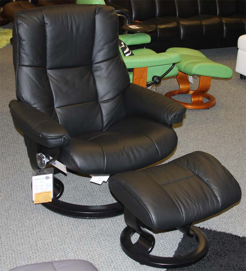 Stressless Mayfair Medium Paloma Black Leather Recliner Chair by Ekornes