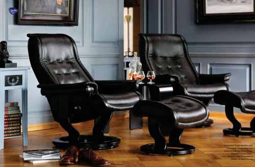 Stressless Royal Leather Recliner Chair  and Ottoman - Stressless Royal Recliner Black Leather by Ekornes